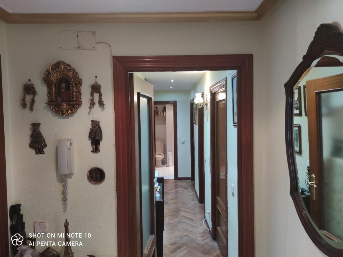 Habitacion Mv Madrid Kültér fotó